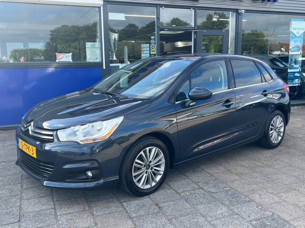 Citroen C4 1.6 vti collection, navi, trekhaak enz...