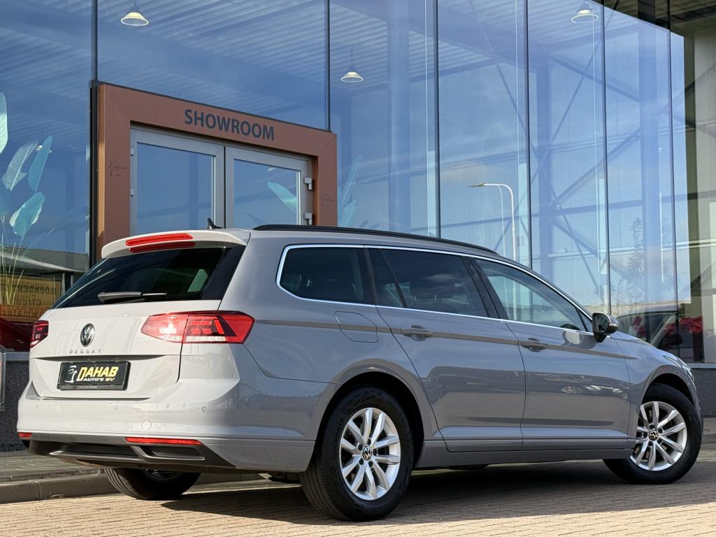 Volkswagen Passat variant 1.5 tsi business | electrische trekhaak | acc | m