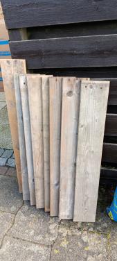 HOUTEN TUINPLANKJES