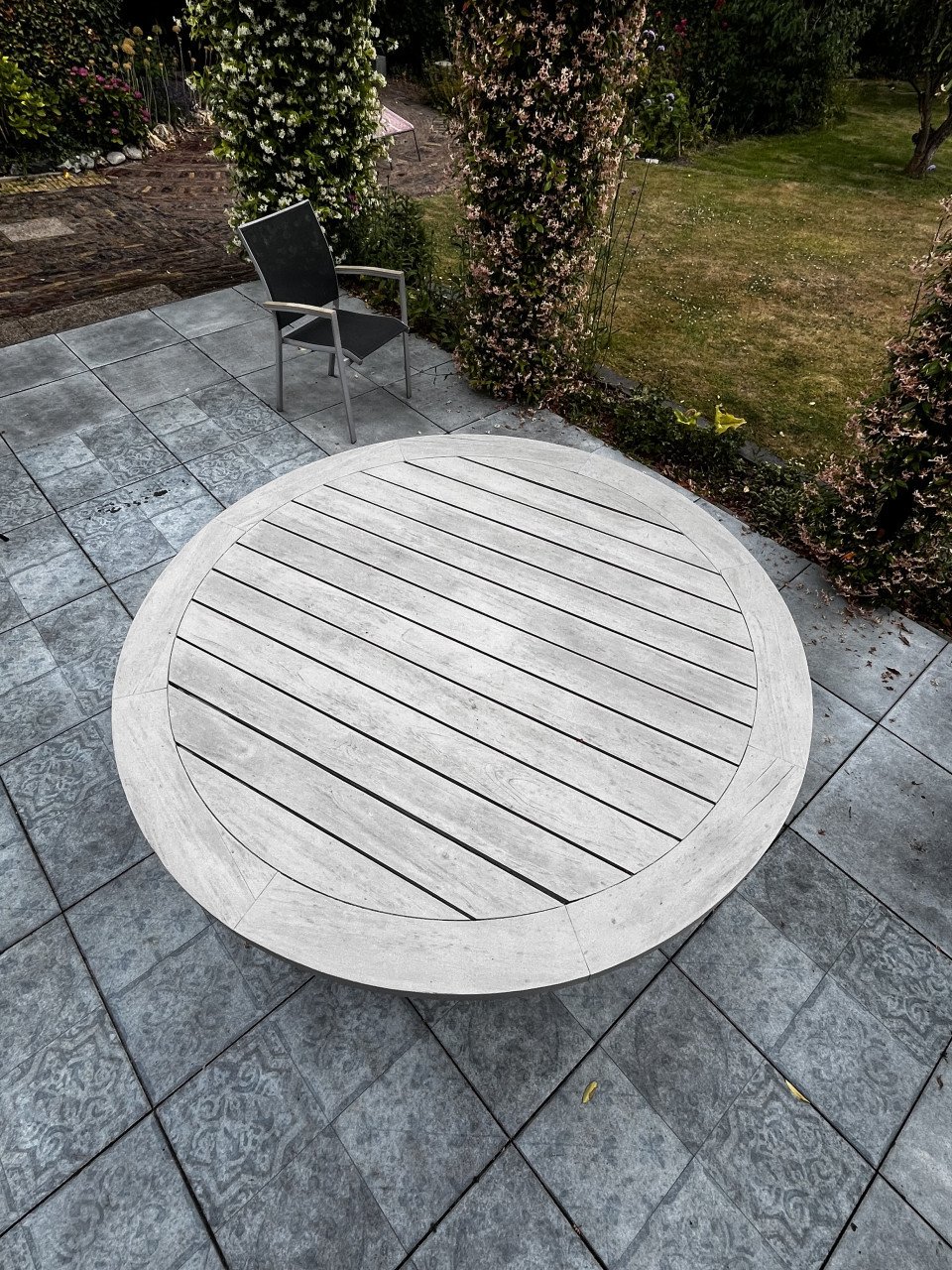 Ronde Tuintafel, teak, greywash, 160 cm!