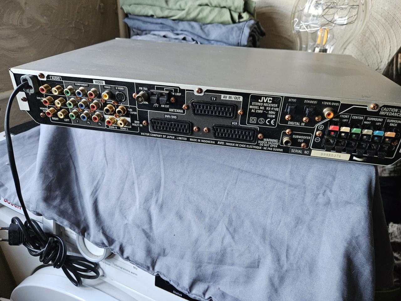 Mooie zilveren metalen vintage JVC RX-F10S Stereo Receiver