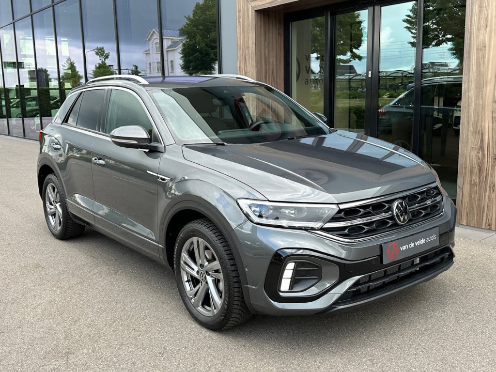 Volkswagen T-roc 1.5 tsi 150pk r-line | navi | camera | ergo stoel | alcant