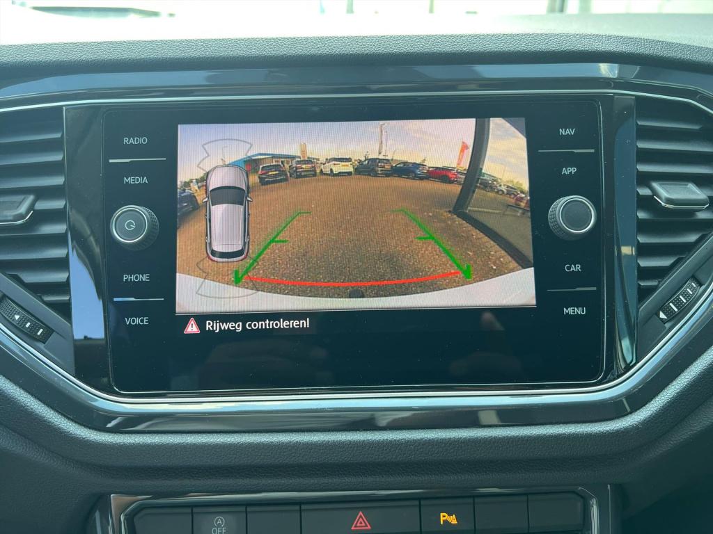 Volkswagen T-roc 1.5 tsi 150pk t-roc sport | dsg | trekhaak | led