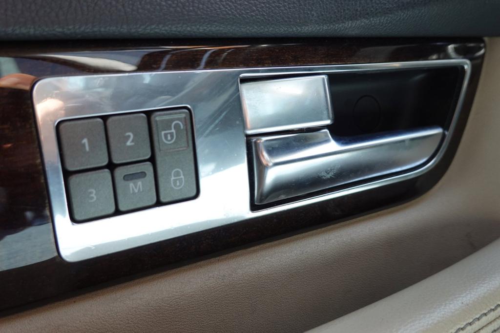 Land Rover Range Rover sport *grijs kenteken marge auto*