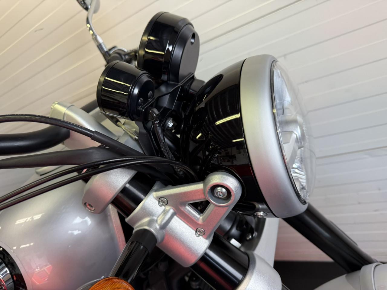 Royal Enfield Super Meteor 650 | Cruiser | Op voorraad