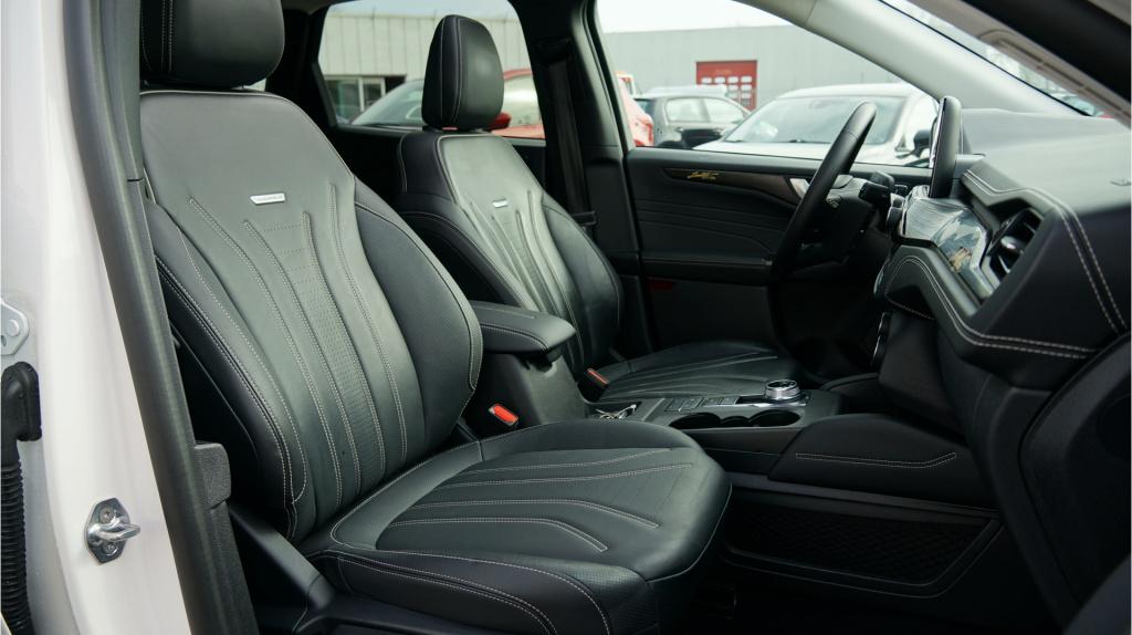 Ford Kuga 2.5 phev vignale pano rijklaar incl garantie