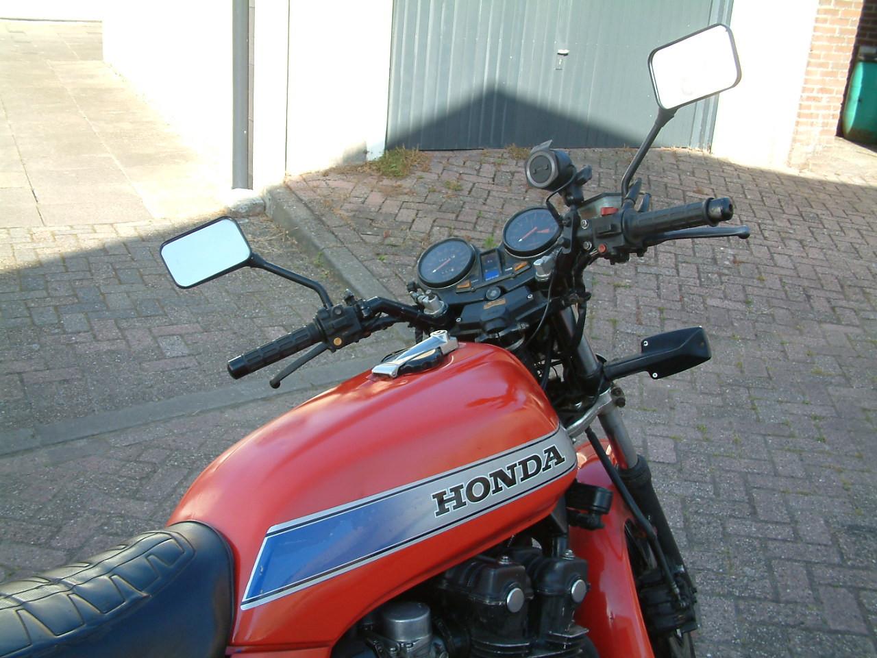 Klassieker  Honda 900 F    ook wel  Bol d'or   1979   slechts 50000KM