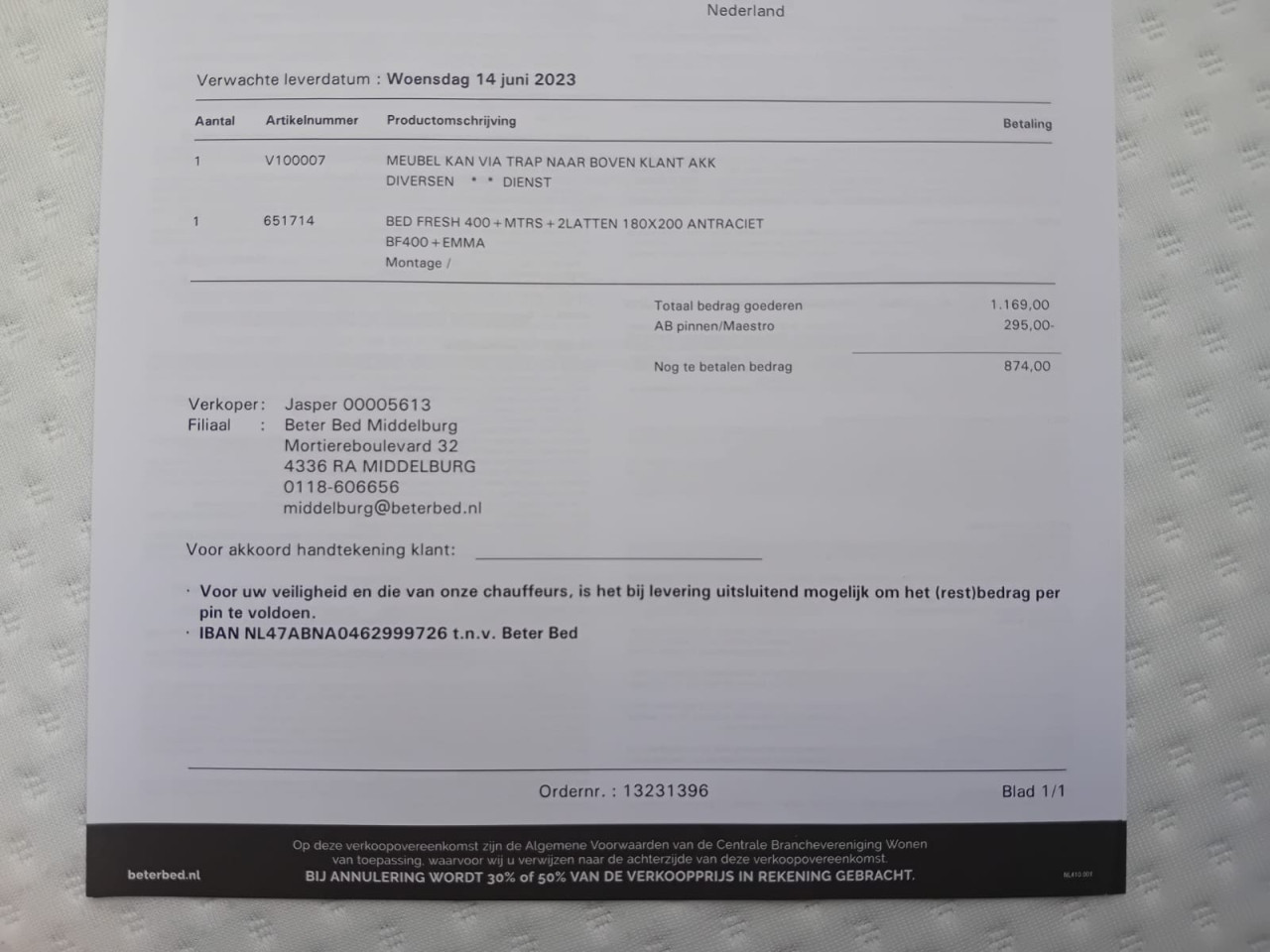 2 persoonsbed 180x200 ,Emma matras, ombouw is antraciet.
