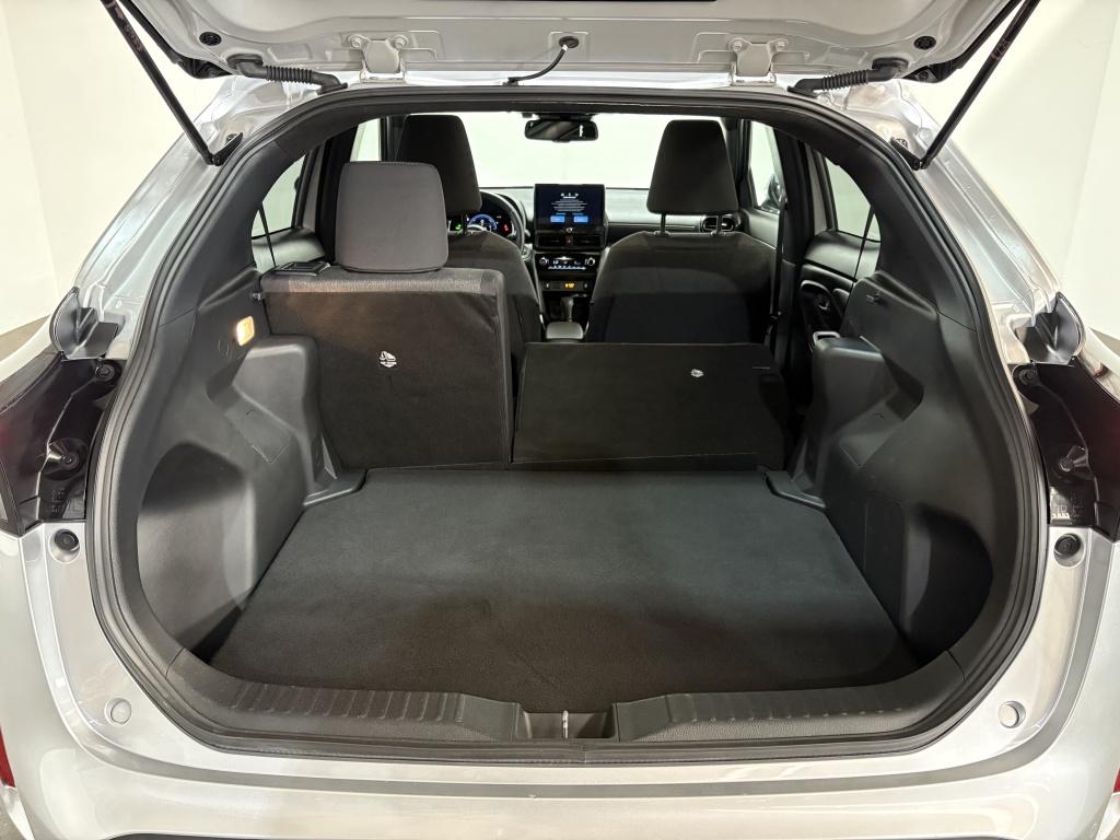 Toyota Yaris Cross 1.5 hybrid 115 first | stoel.ver| comfort pack| camera| 