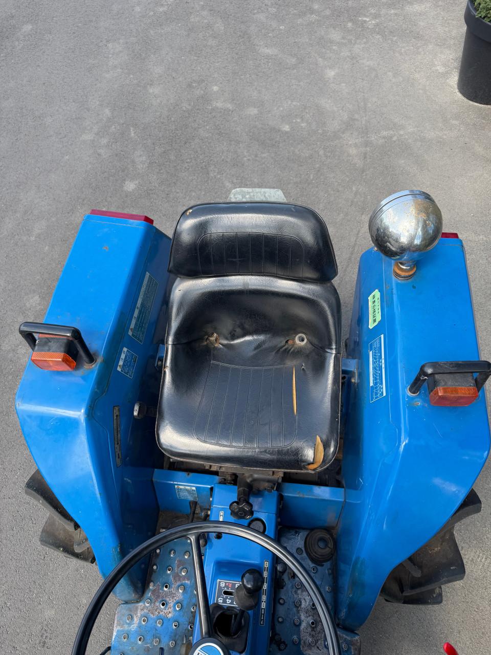 Iseki tu1700 mini-tractor