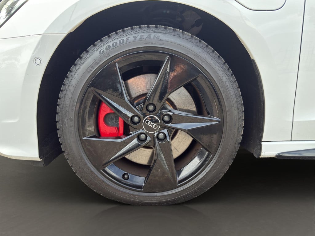 Audi A3 sportback 45 tfsi e s-line pano b&o matrix carplay
