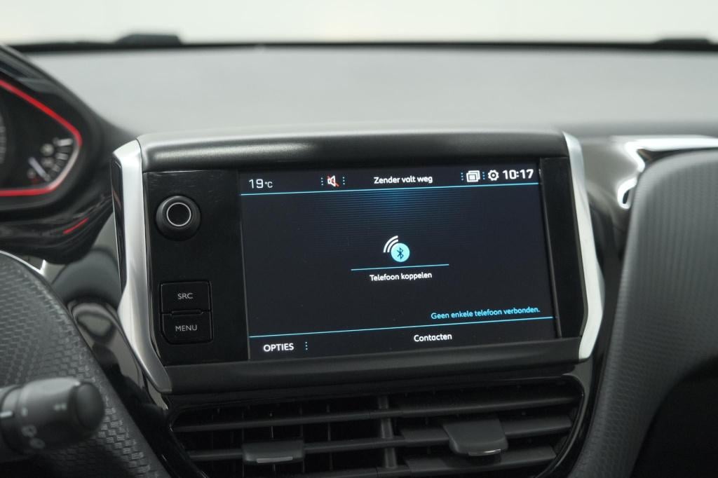 Peugeot 2008 puretech 110 eat6 gt-line | trekhaak | camera | navigatie | pa