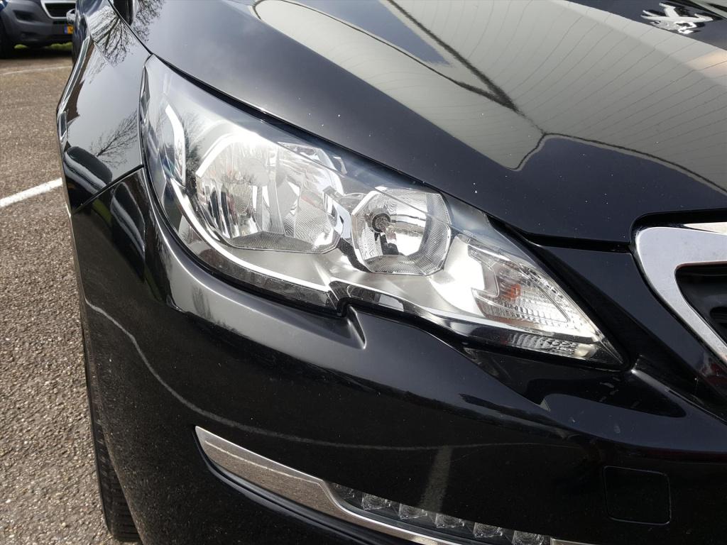 Peugeot 308 sw blue l. 1.2pt-110pk navigatie | trekhaak | cruise control | 