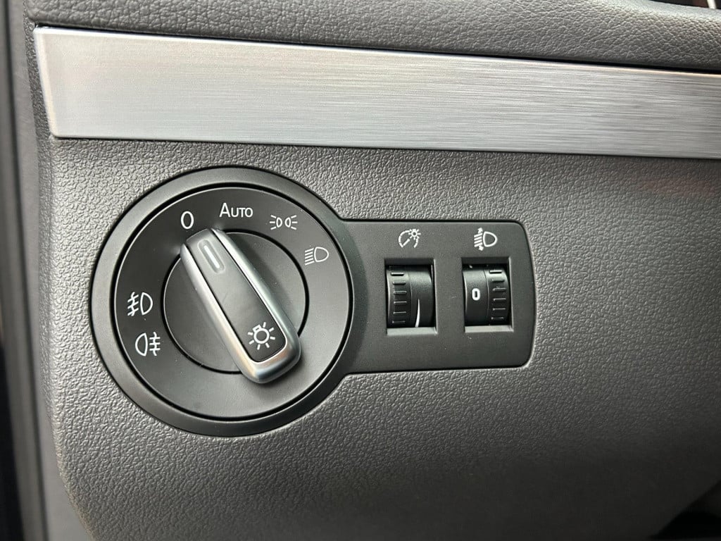 Volkswagen Touran occasion | airco | tweedehands volkswagen | stoelverwarmi