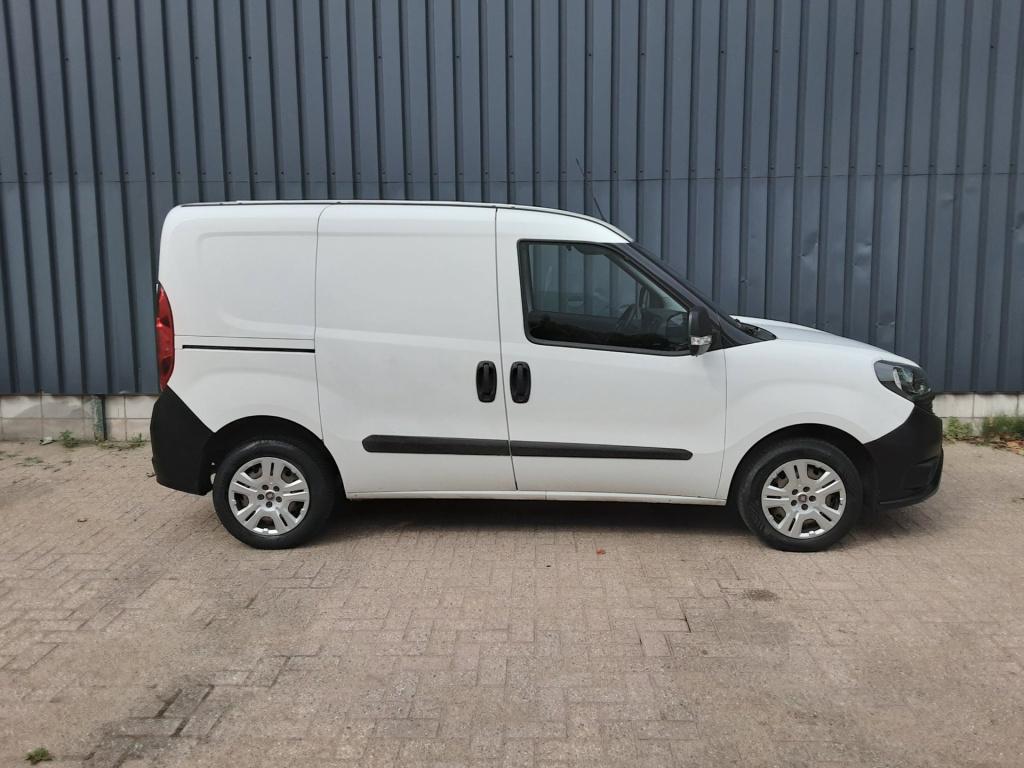 Fiat Doblo cargo 1.3 mj l1h1 sx