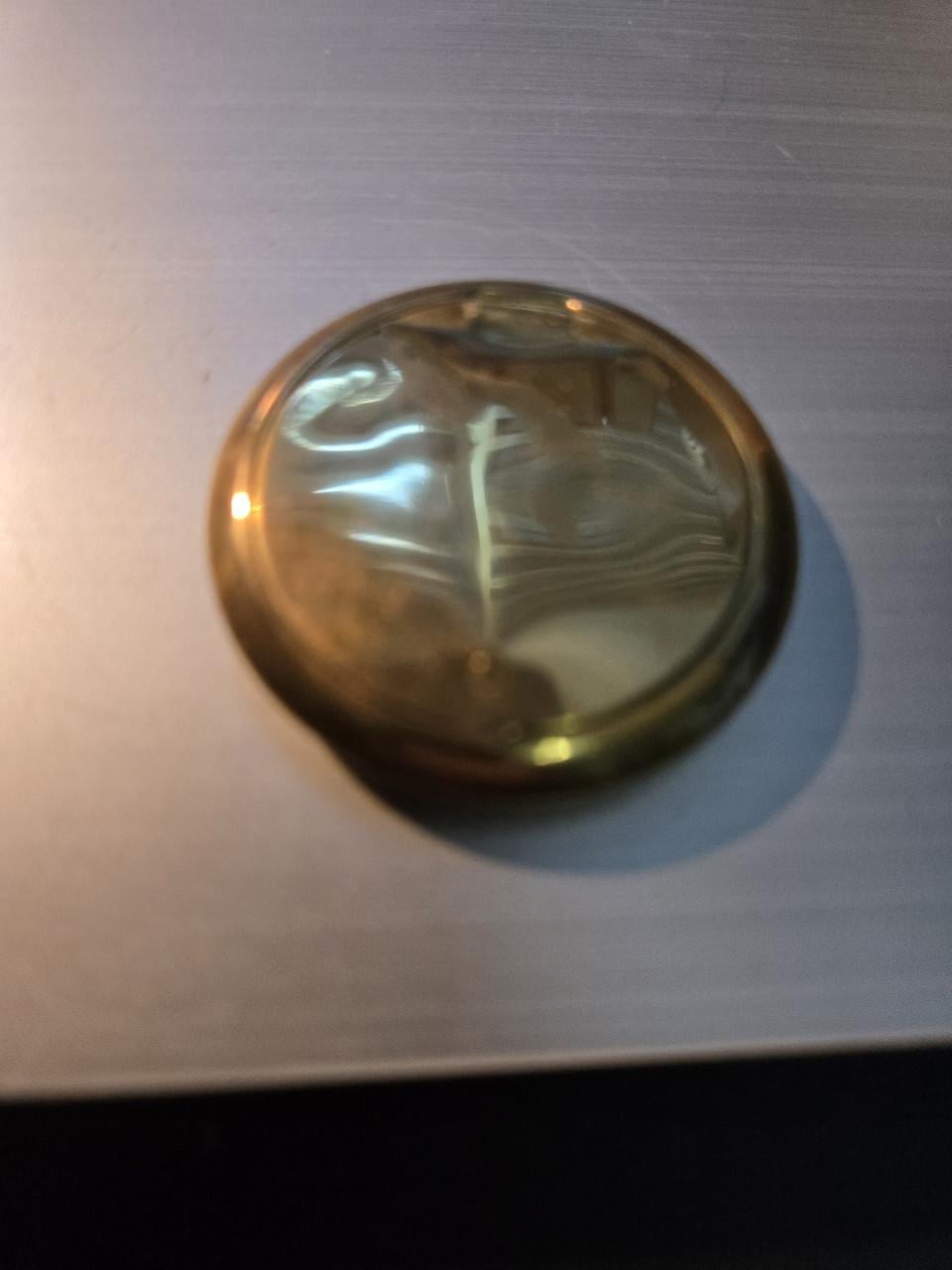 Vintage koperen snuifdoosje met een scharnierend deksel, Ø5cm