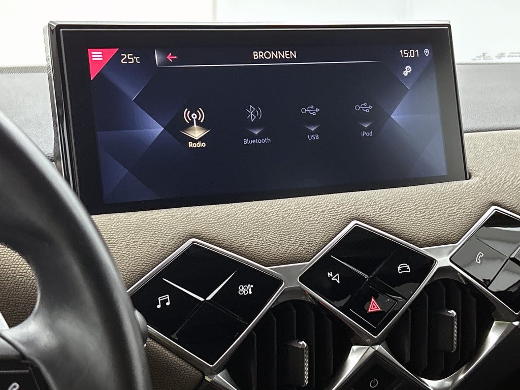 Ds Ds 3 crossback 130 pk automaat grand chic | rijklaar | leer |