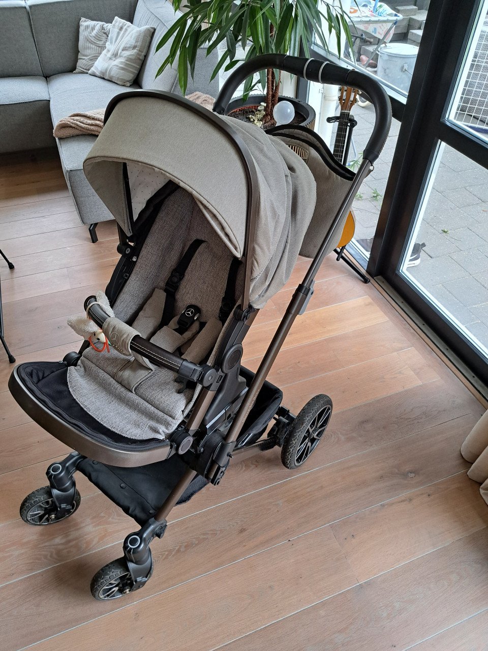 Mercedes-Benz kinderwagen
