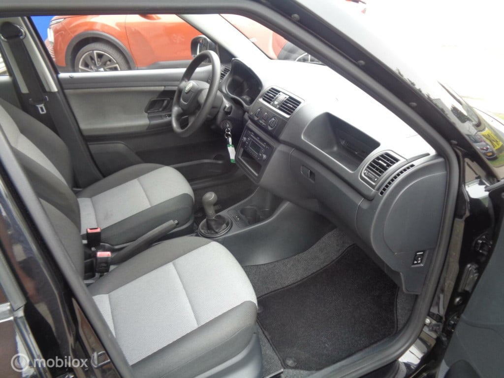 Skoda Fabia 1.2 tsi ambition/airco/st bekr/5 deurs/slechts 107000km/nap