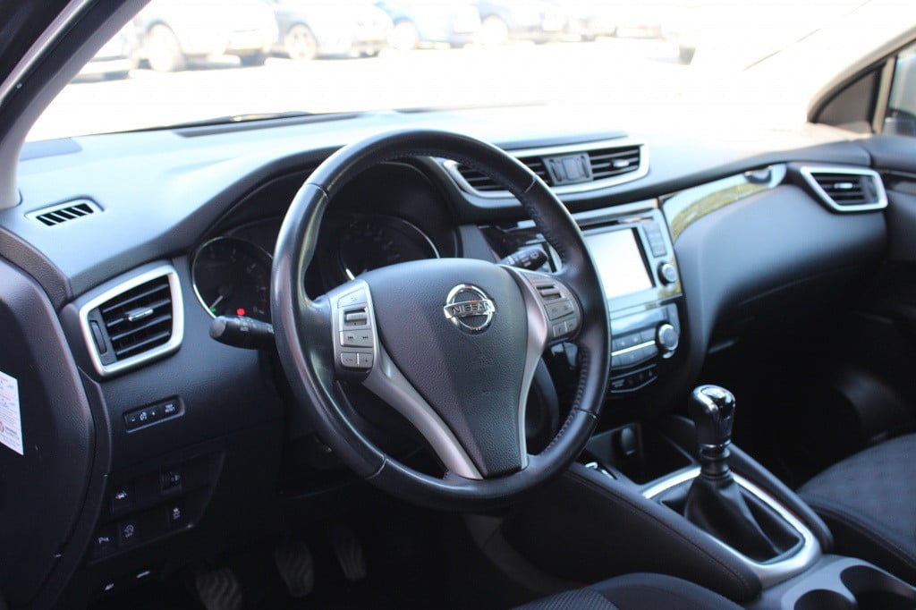 Nissan Qashqai 1.2 acenta