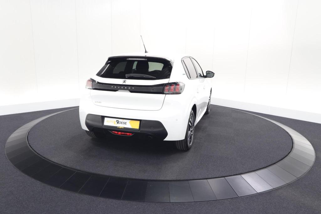 Peugeot 208 1.2 puretech style | parkeersensoren | navigatie | apple carpla
