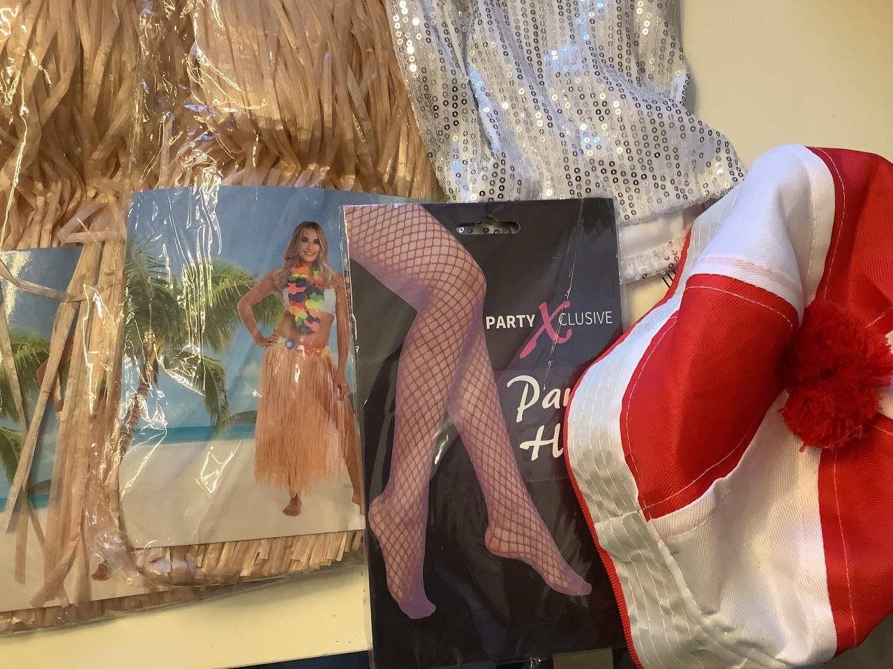 Partij leuke carnaval items. (Partij 35)