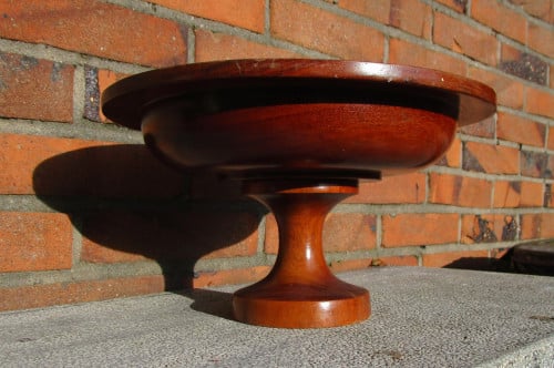 Ronde houten fruitschaal.