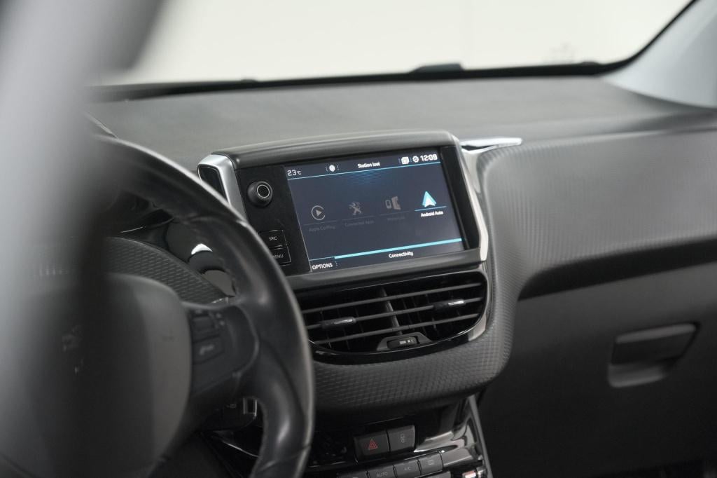 Peugeot 208 puretech 82 blue lease allure | parkeersensoren | climate contr