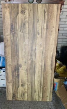 Te koop tafel en 4 stoelen