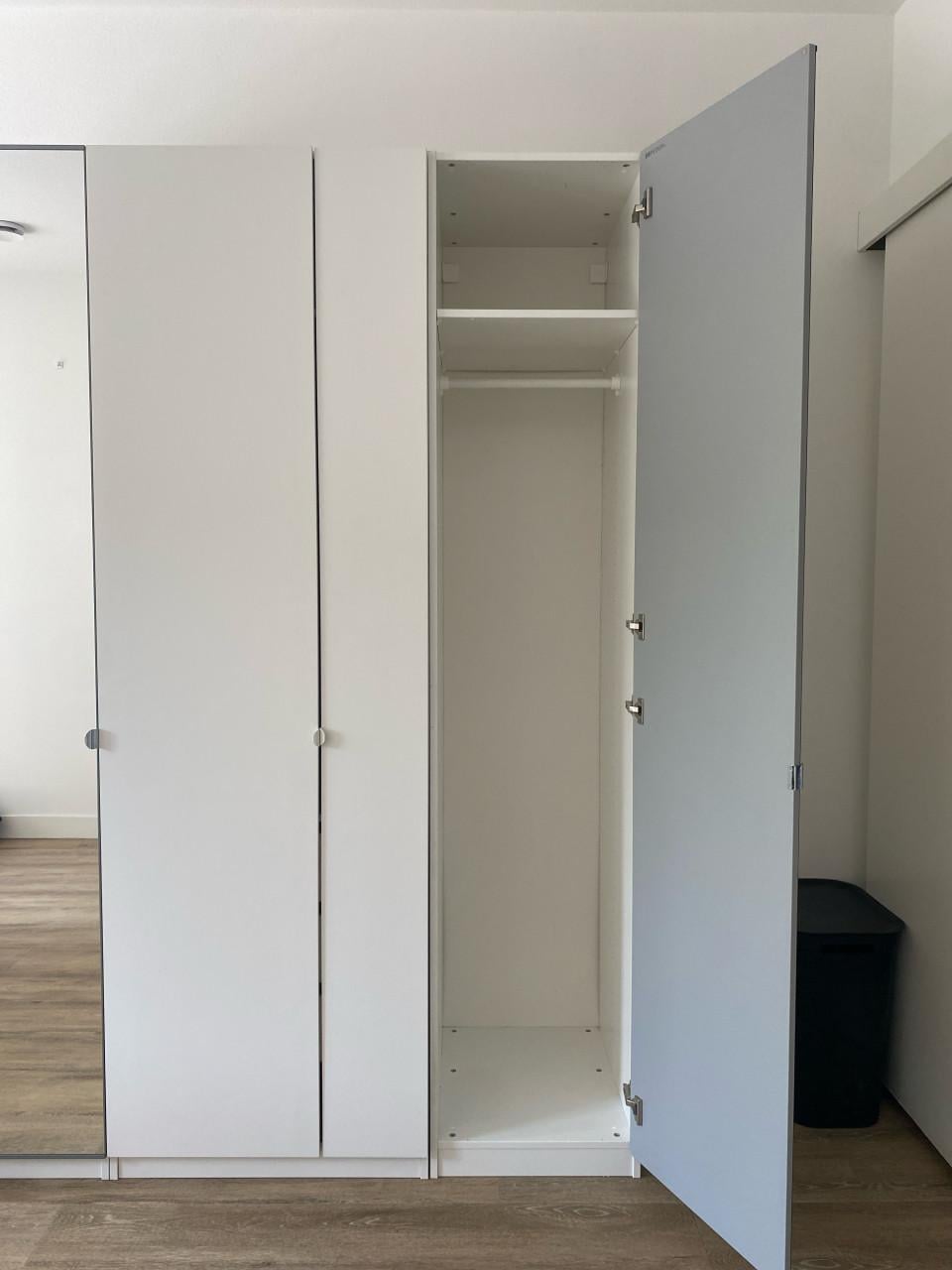 Kledingkast IKEA wit met spiegels