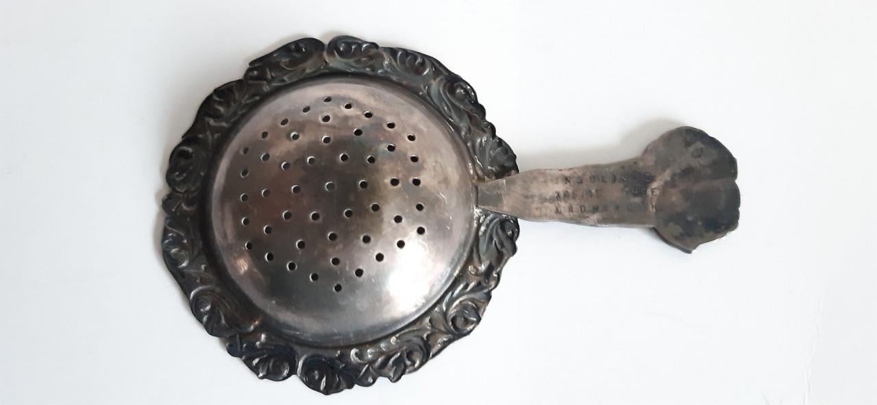 Theezeefje Insulinde Groningen koffie-thee met Delfts blauw opvangbakje