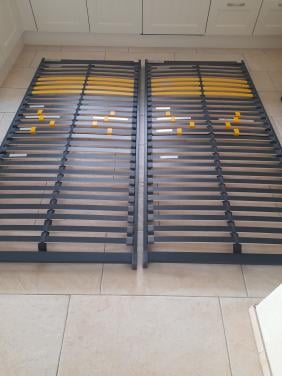 2 x Bossflex lattenbodem 90 x 200 (in goede staat )