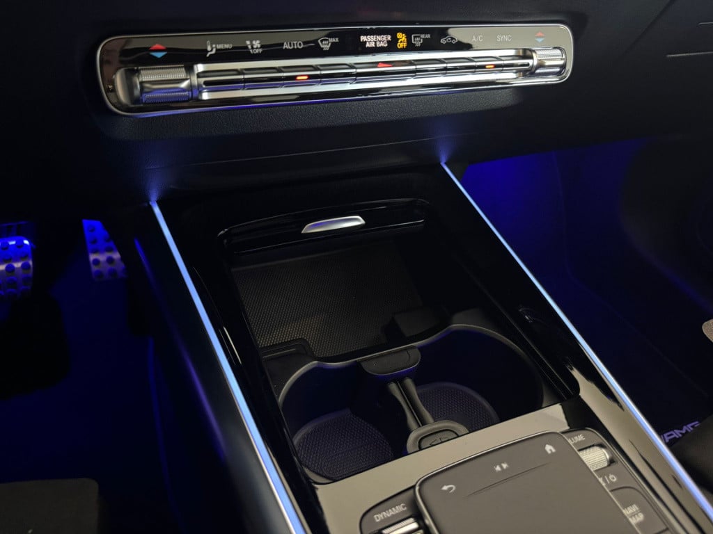 Mercedes-Benz Gla-klasse 180 business solution amg