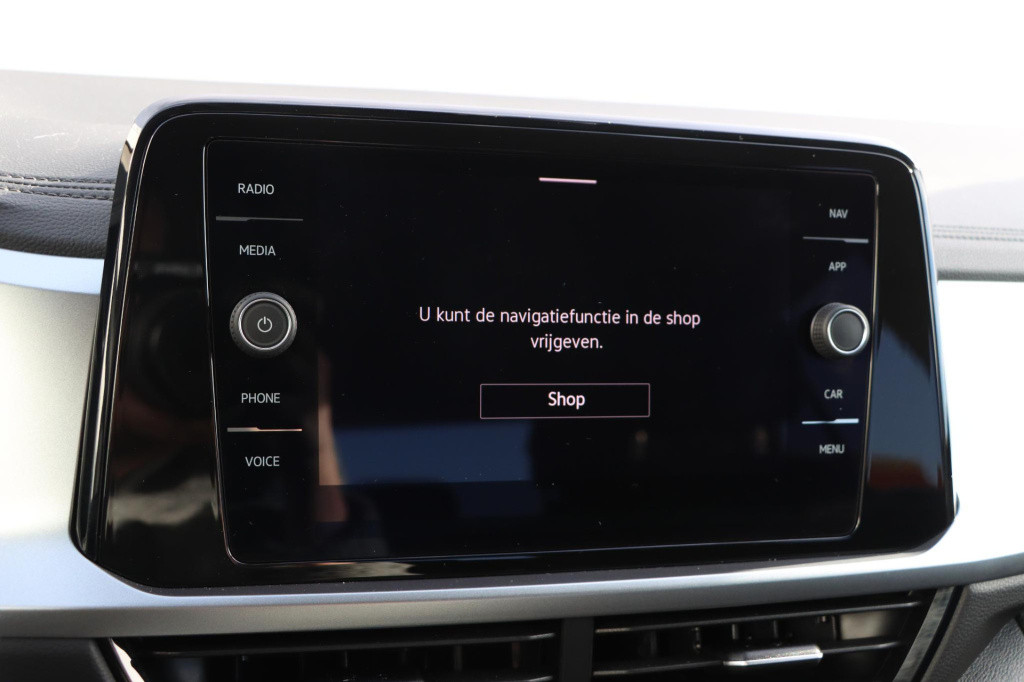 Volkswagen T-roc 1.5 tsi life edition 150pk
