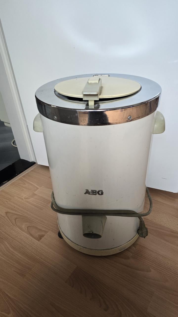 Centrifuge