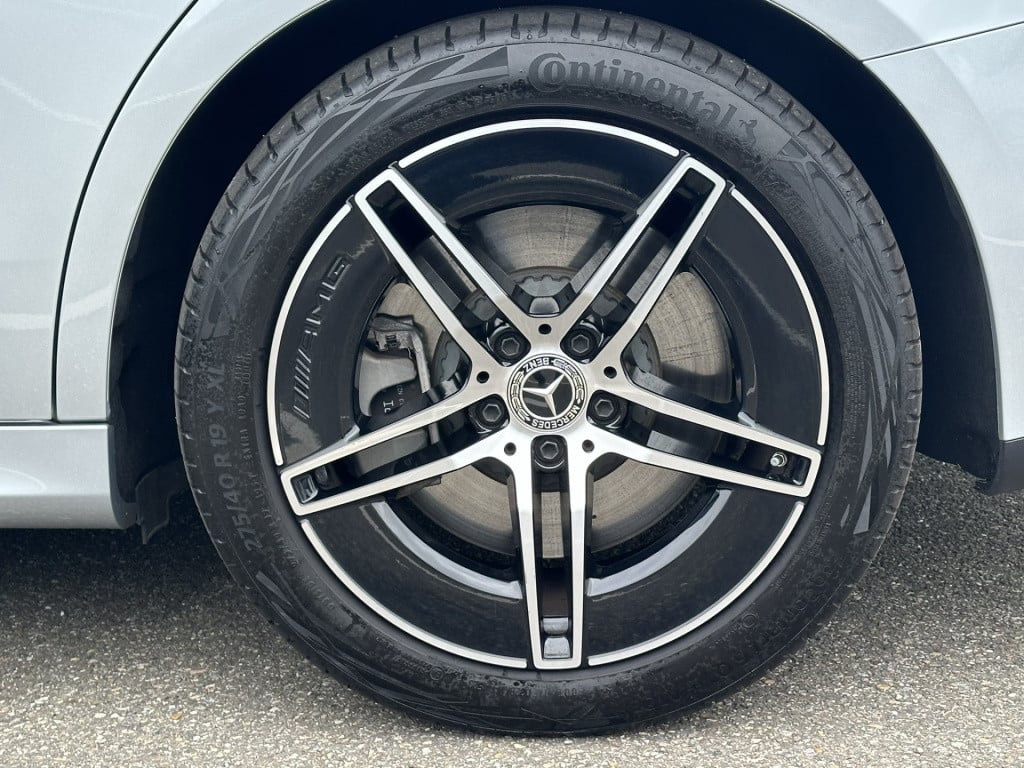 Mercedes-Benz E-Klasse 300 e amg line l nieuw model i panoramadak l distron