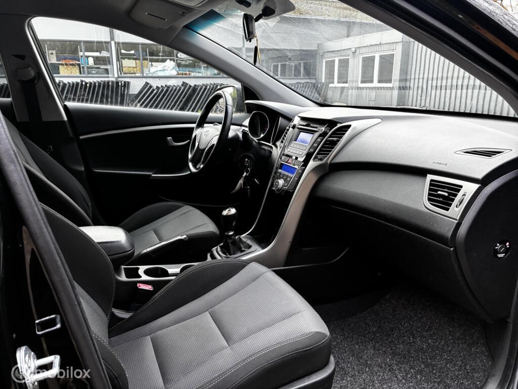 Hyundai i30 1.4 Cruise Clima Led kmst165.001 Nap 5Deurs BJ2013