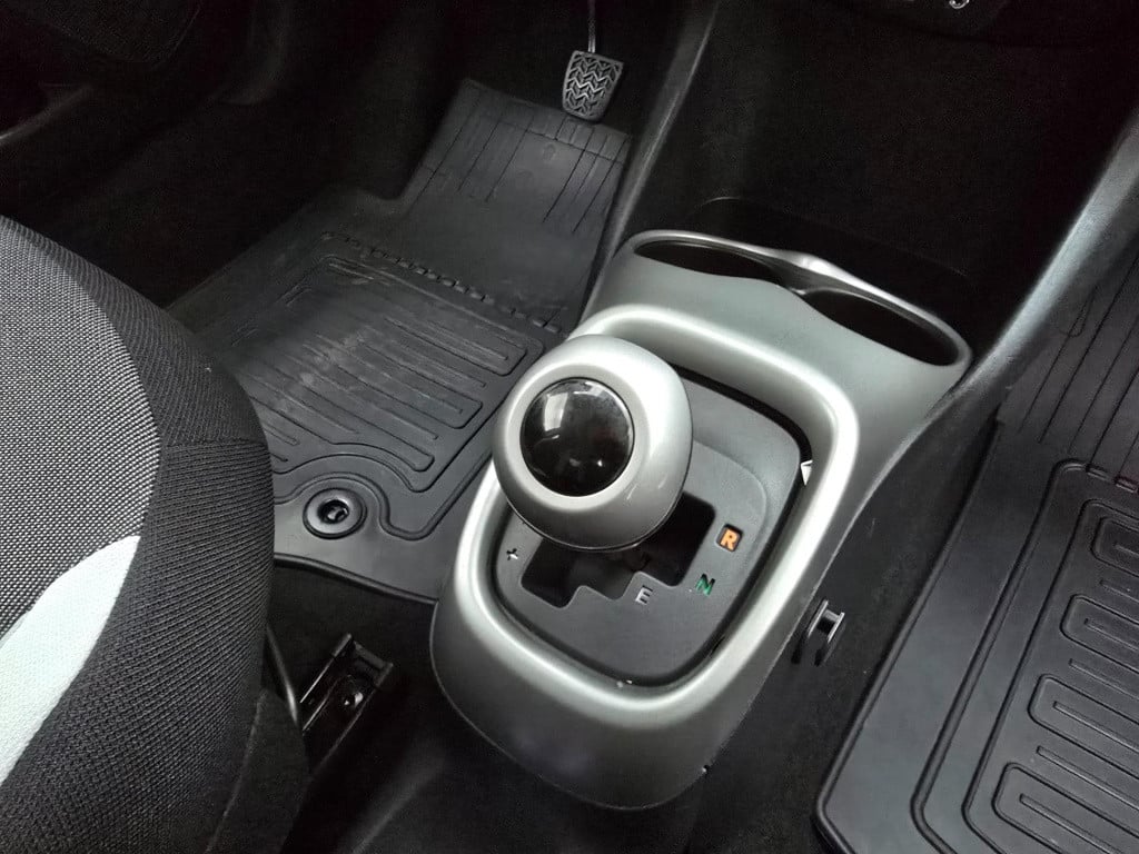 Toyota Aygo occasion 1.0 vvt-i x-play | tweedehands toyota aygo wit | autom