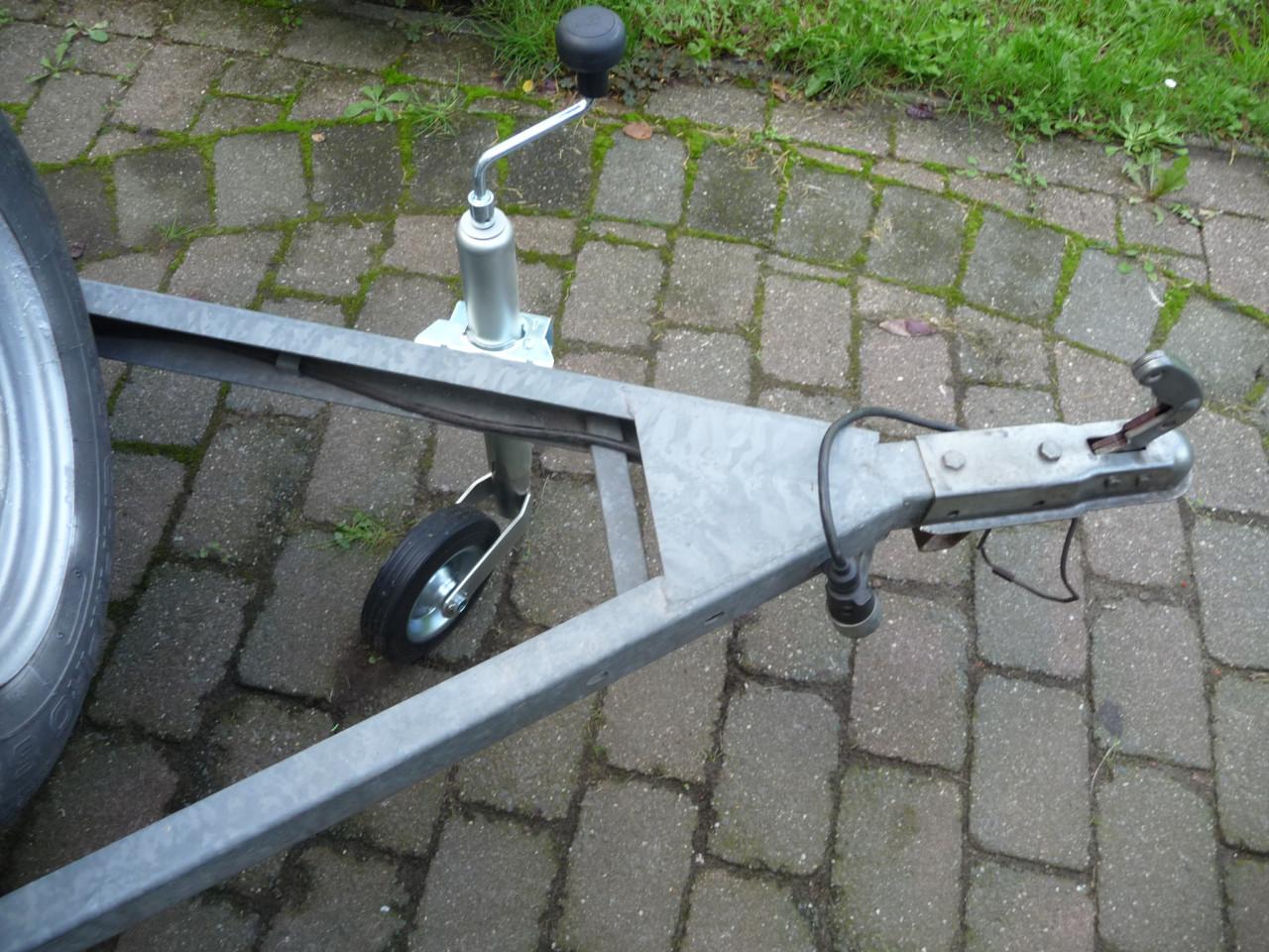TE KOOP ONGEREMDE ENKELASSER