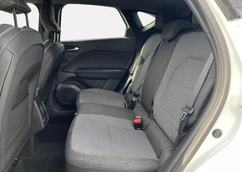 Renault Captur 1.6 e-tech full hybrid 145 techno - demo