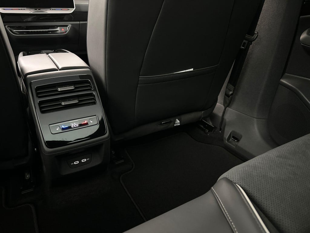 Volkswagen Id.7 tourer pro business 77 kwh accu. 210 kw / 286 pk variant