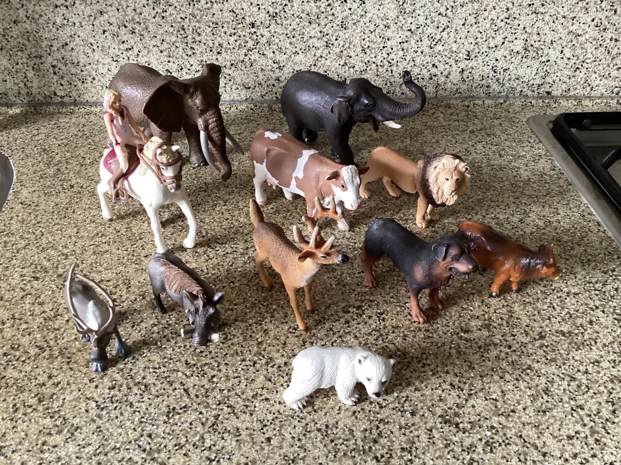 Verschillende dieren van het merk: Schleich.     Bully/Bullyland.