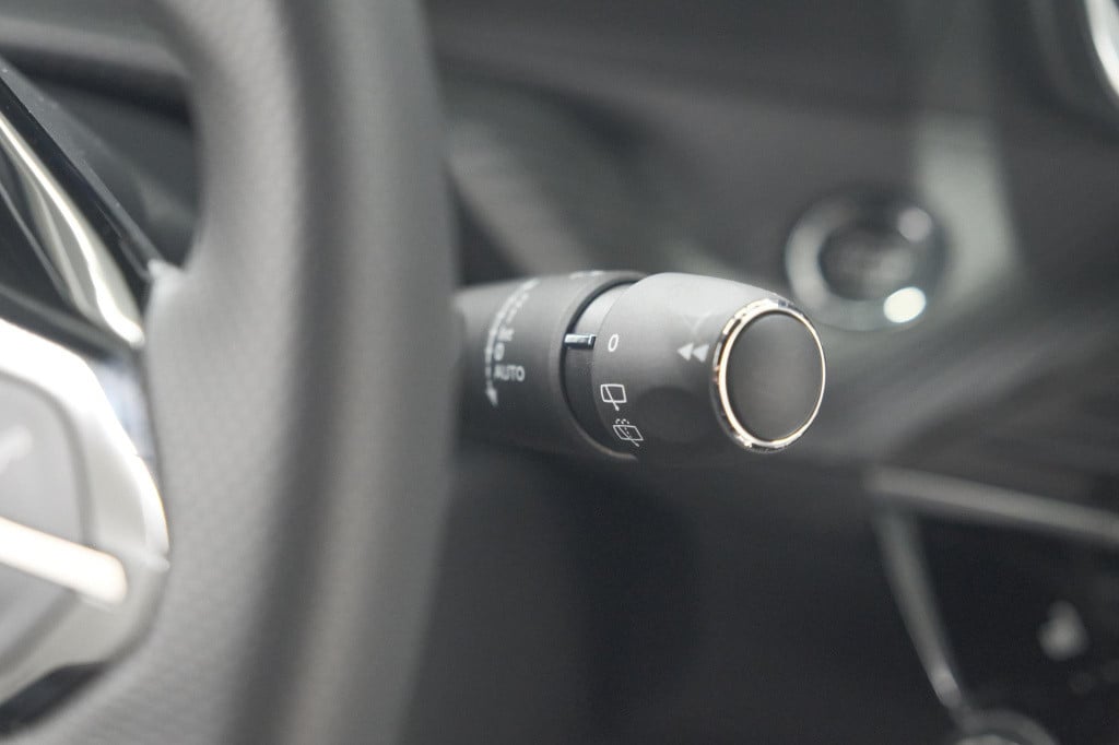 Peugeot 2008 puretech 130 eat8 gt | 360 camera | stoelmassage | adaptieve c