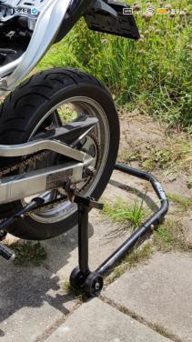 Te koop aangeboden paddock standaard.