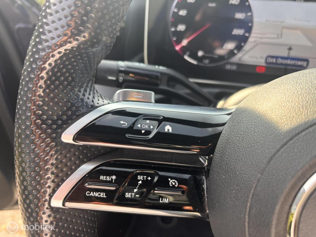 Mercedes-Benz C-Klasse 200 amg line launch edition