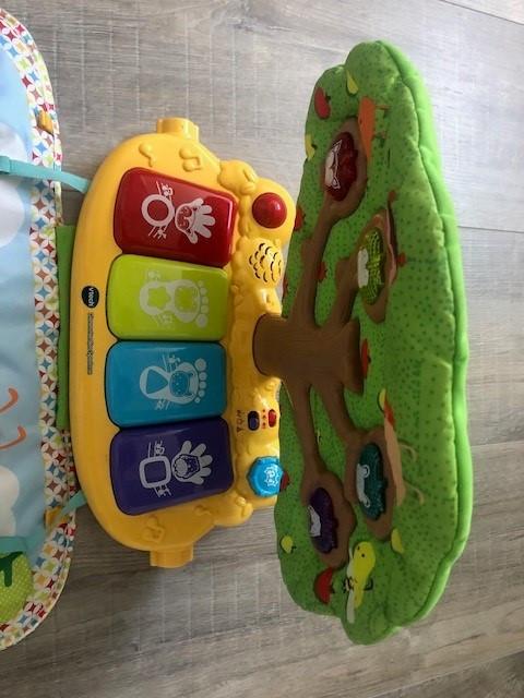 Baby speelkleed met leuke dierenprint, inclusief (speel)boom!