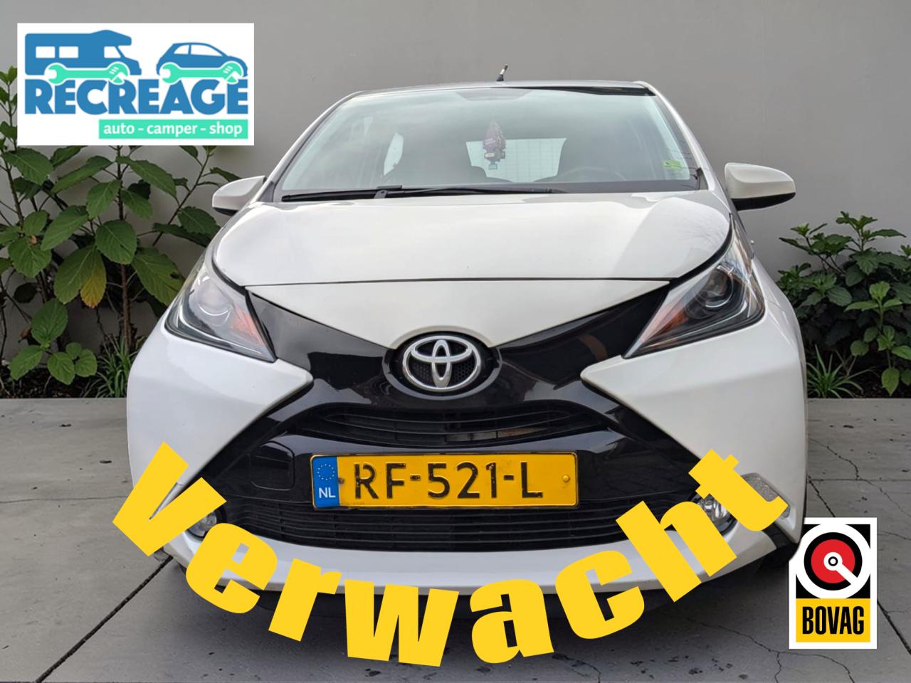 TOYOTA AYGO 1.0 VVT-i x-play | Airco | 3 maanden garantie | Vol jaar APK