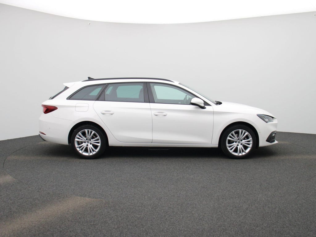Seat Leon sportstourer 1.5 etsi style | automaat | navigatie | trekhaak! | 