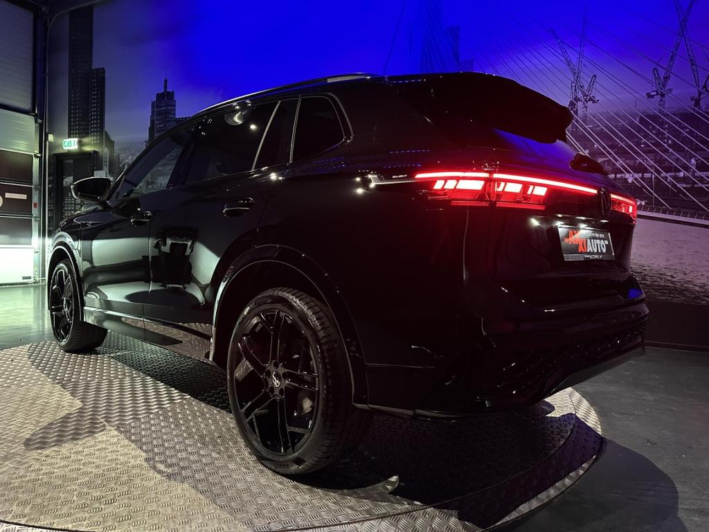 Volkswagen Tiguan 1.5 ehybrid r-line edition *leder*memory*blackstyle*trekh