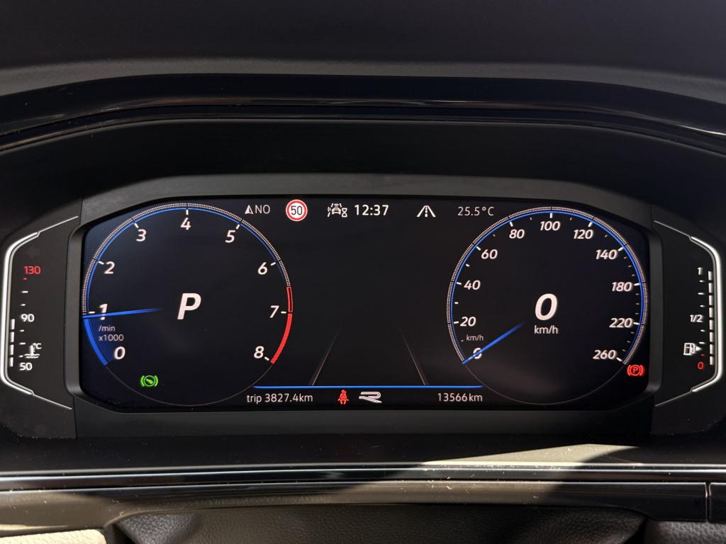 Volkswagen T-roc cabrio 1.5 tsi r-line | acc | dab | alcantara | apple carp